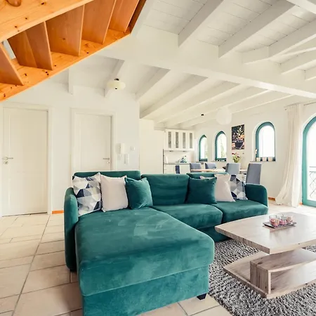 Apartamento Weingut Loewenthal *
