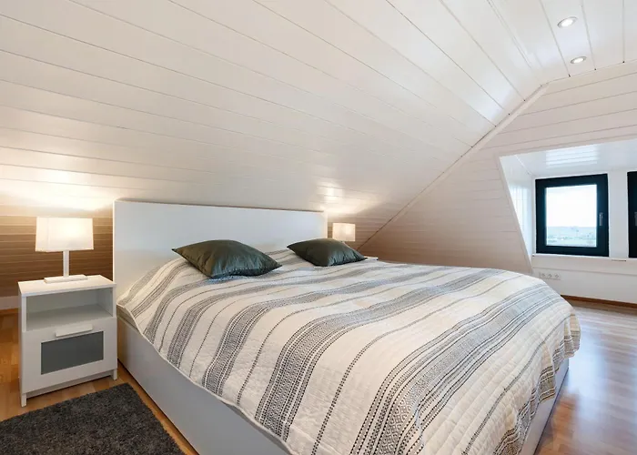 Weingut Loewenthal Eschbach (Sudliche Weinstrasse)